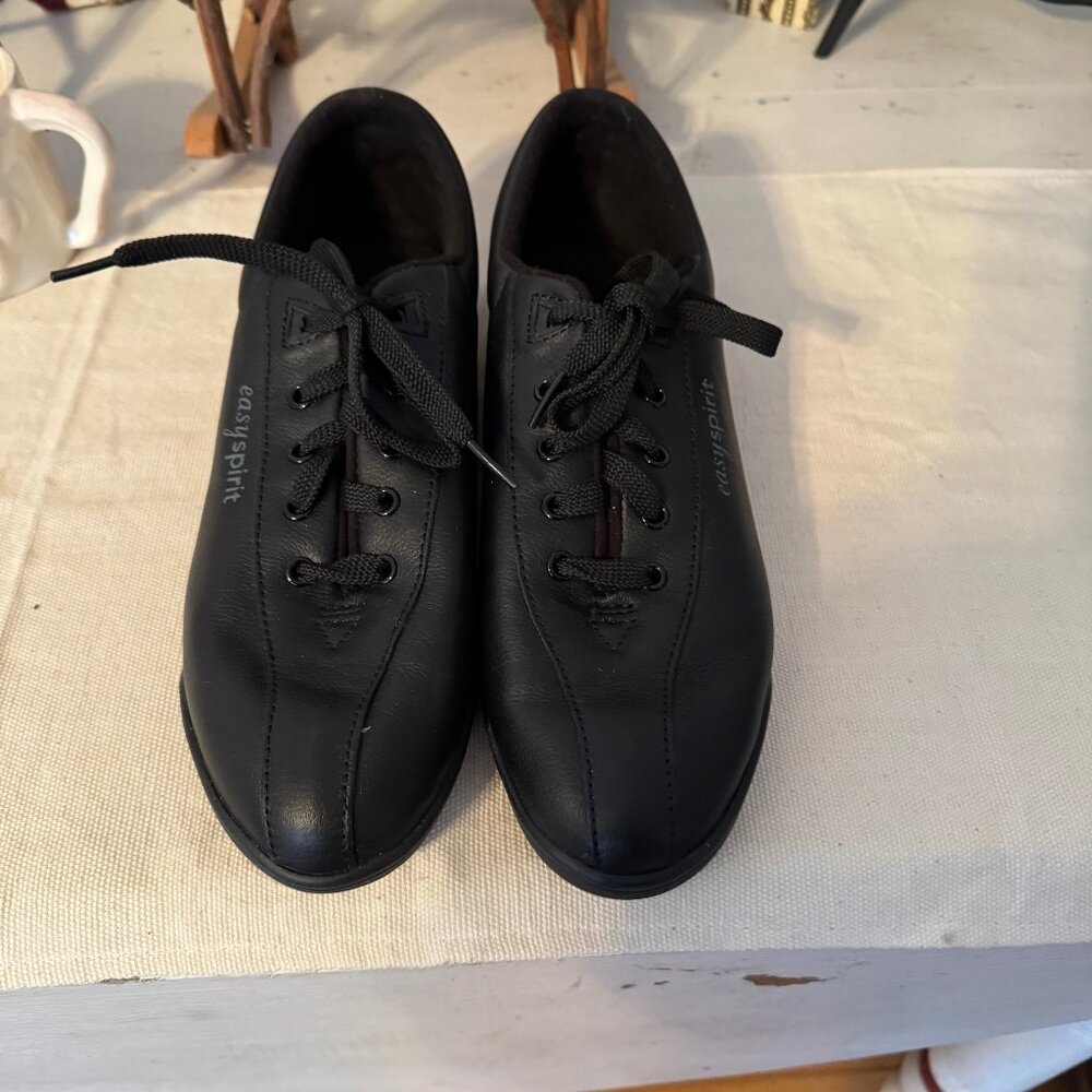 Easy Spirit AP1 Black Leather Comfort Lace Up Show Size 10